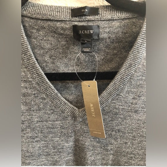 J. Crew Long Sleeve V-Neck Sweater Men's L 100% cotton Gray  NEW - Picture 3 of 4